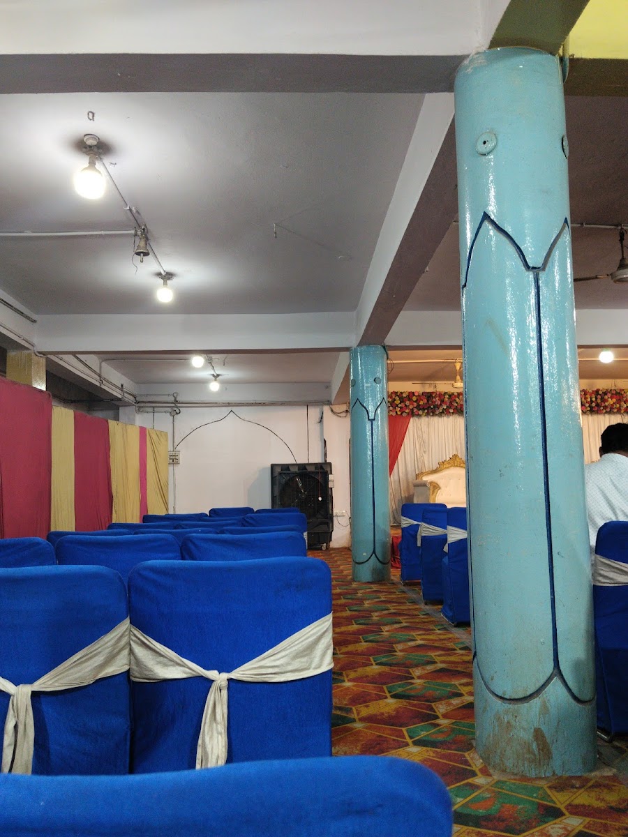 Meraj Function Palace — Banquet Hall in Asif Nagar, Hyderabad (on-site parking, in-house decoration, bar service available, 300–450 guest capacity) — photo 2