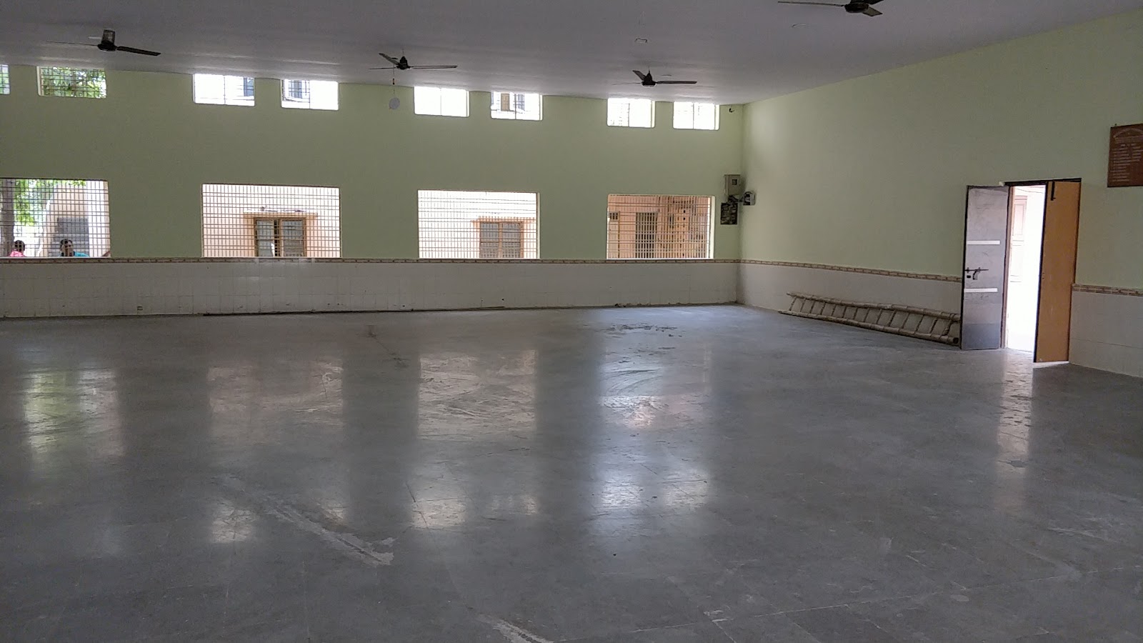 Hig Function Hall — Banquet Hall in Ramachandrapuram, Hyderabad (on-site parking, in-house decoration, bar service available, 500–750 guest capacity) — photo 2