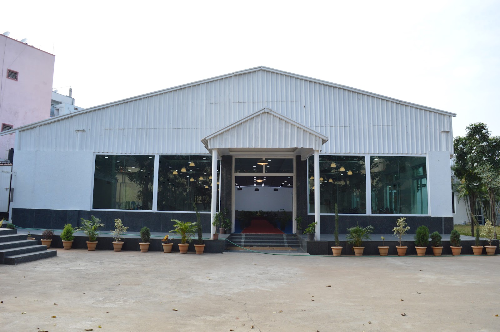 Lakshmi Gardens — Banquet Hall in Ramachandrapuram, Hyderabad (on-site parking, in-house decoration, bar service available, 800–1200 guest capacity) — photo 2