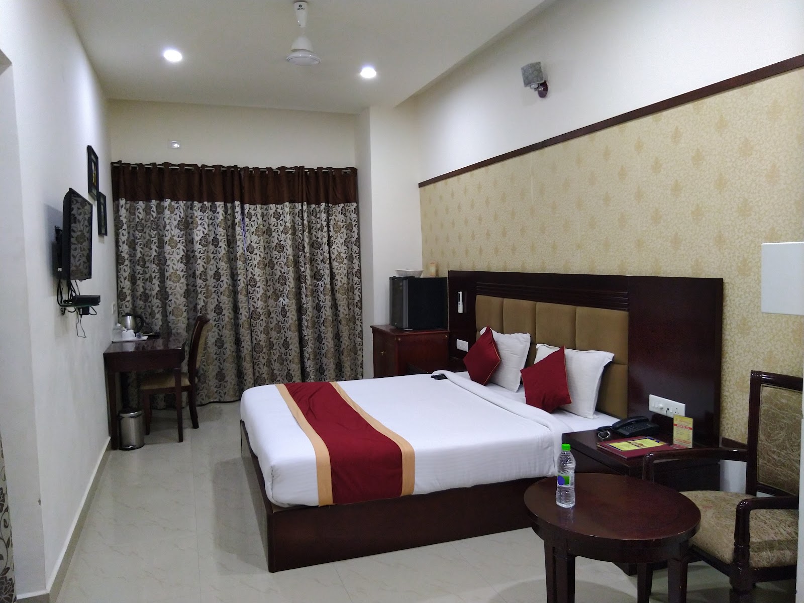 Hotel Sitara Grand — Banquet Hall in Ramachandrapuram, Hyderabad (on-site parking, in-house decoration, outside catering allowed, bar service available) — photo 2