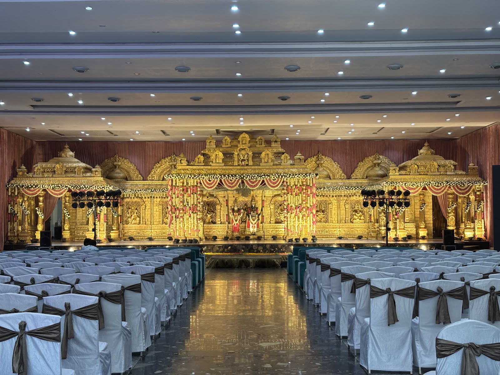 Sri Convention Hall — Banquet Hall in Hyderabad (on-site parking, in-house decoration, DJ permitted, bar service available)