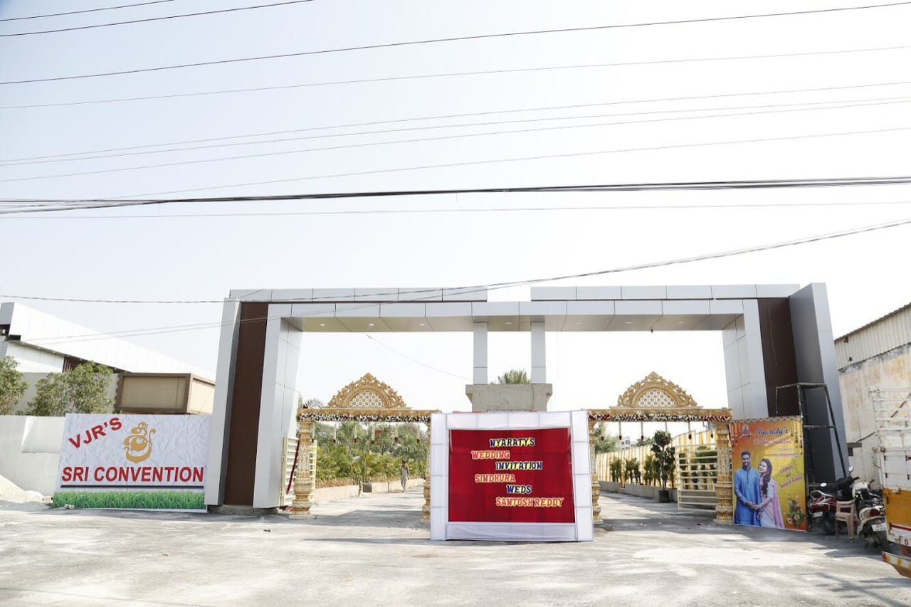 Sri Convention Hall — Banquet Hall in Ramachandrapuram, Hyderabad (on-site parking, in-house decoration, DJ permitted, bar service available) — photo 4