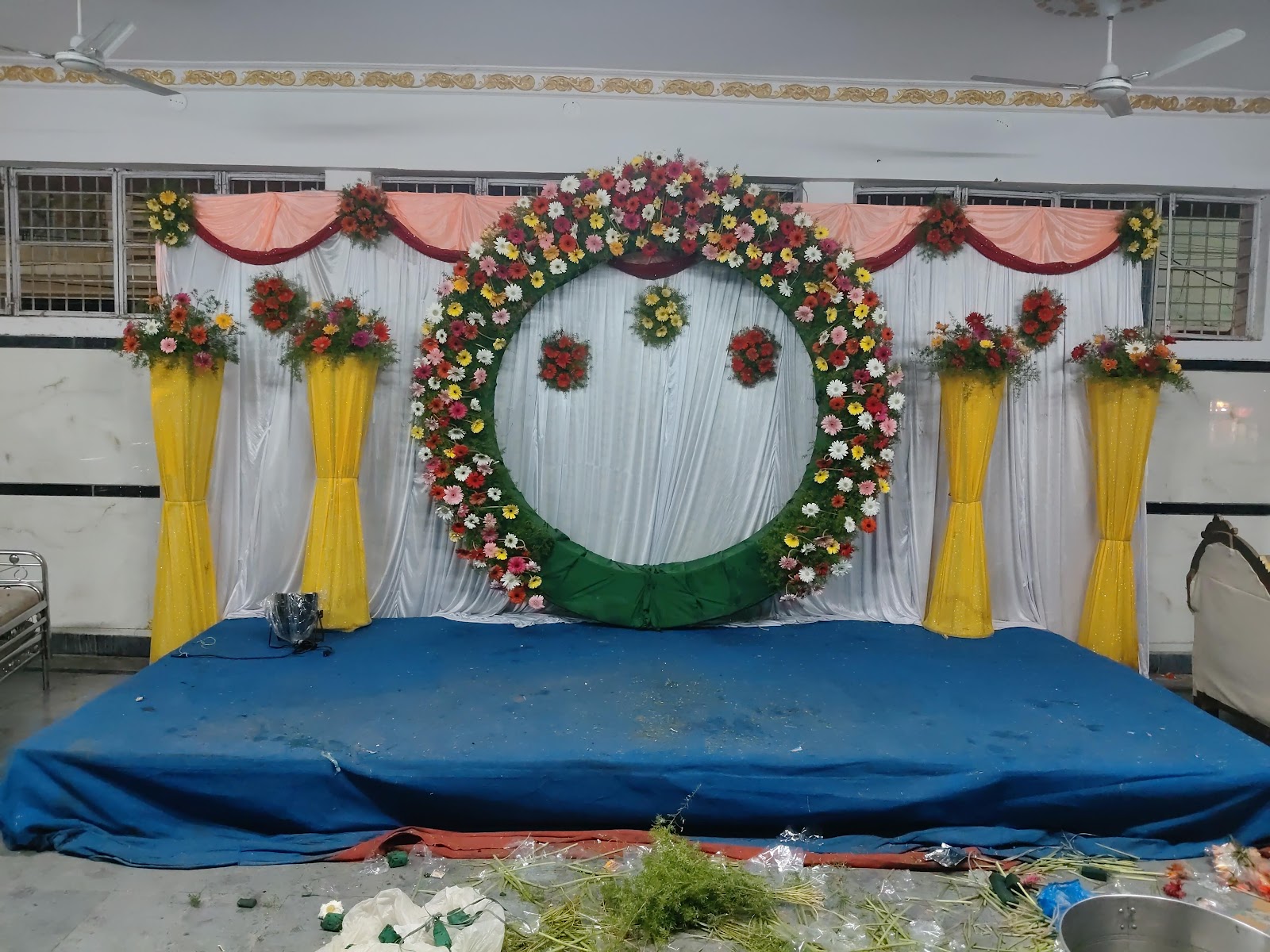 Raheem Function Hall — Banquet Hall in Hyderabad (on-site parking, in-house decoration, bar service available, 400–600 guest capacity)