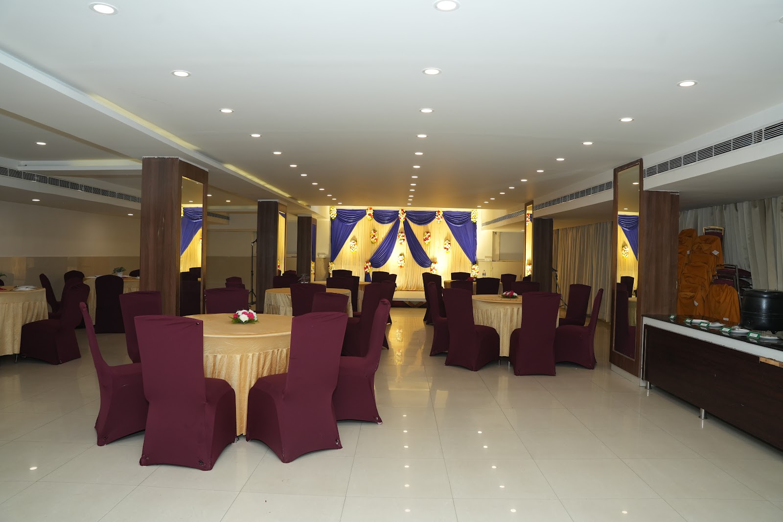 Dhruv Elite And Banquets — Banquet Hall in Amberpet, Hyderabad (on-site parking, in-house decoration, outside catering allowed, bar service available) — photo 3