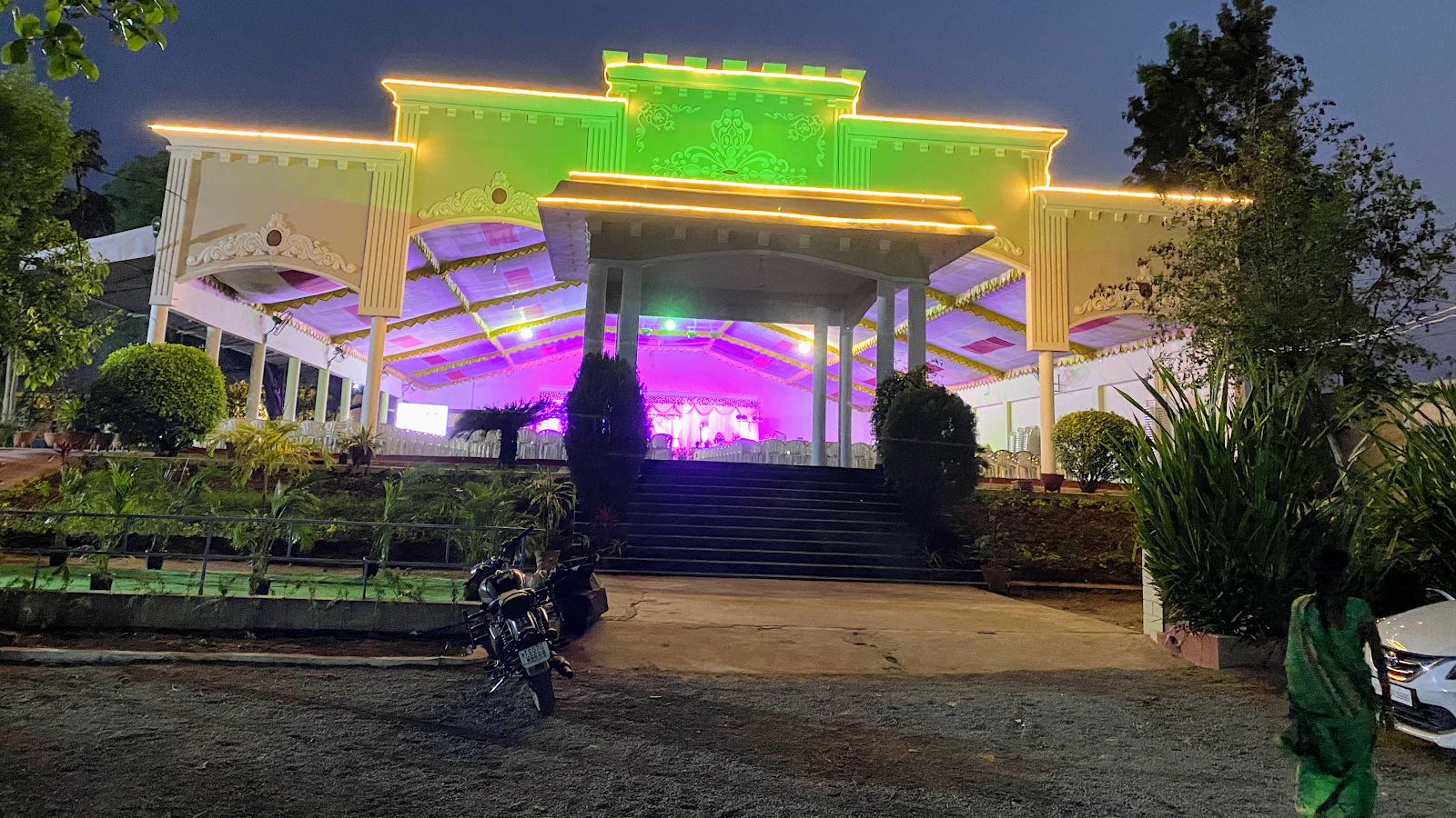 Kallem Bal Reddy Gardens & Function Hall — Banquet Hall in Hyderabad (on-site parking, in-house decoration, DJ permitted, bar service available)