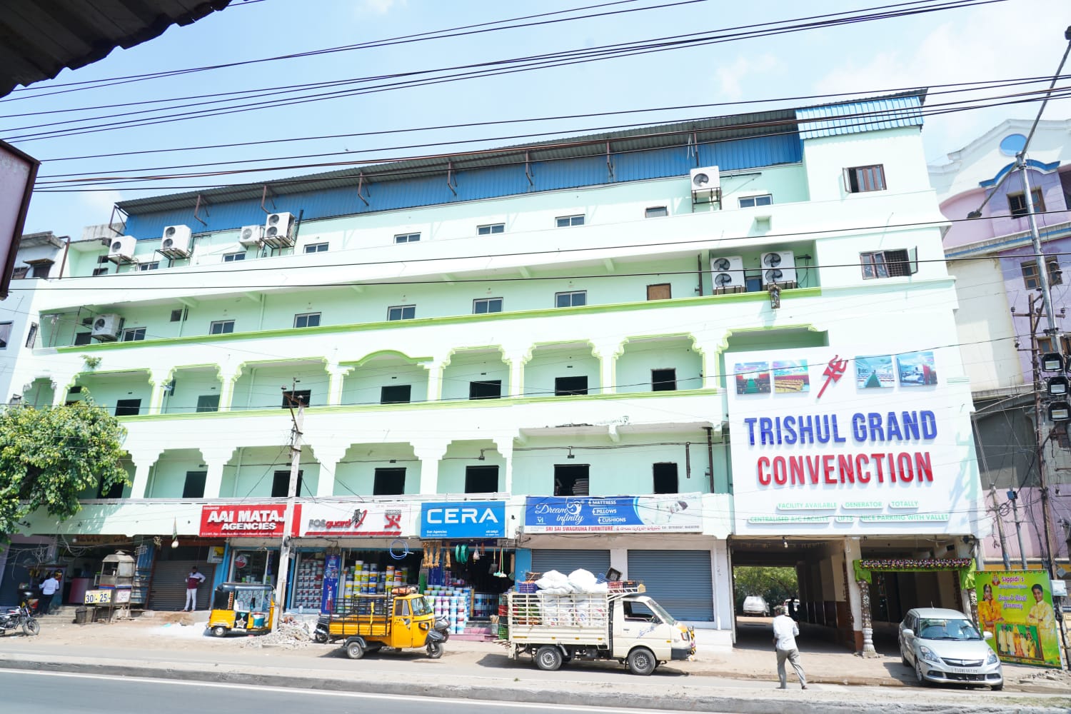 Trishul Grand Conventions & Banquet Hall — Banquet Hall in Hyderabad (on-site parking, in-house decoration, DJ permitted, bar service available)