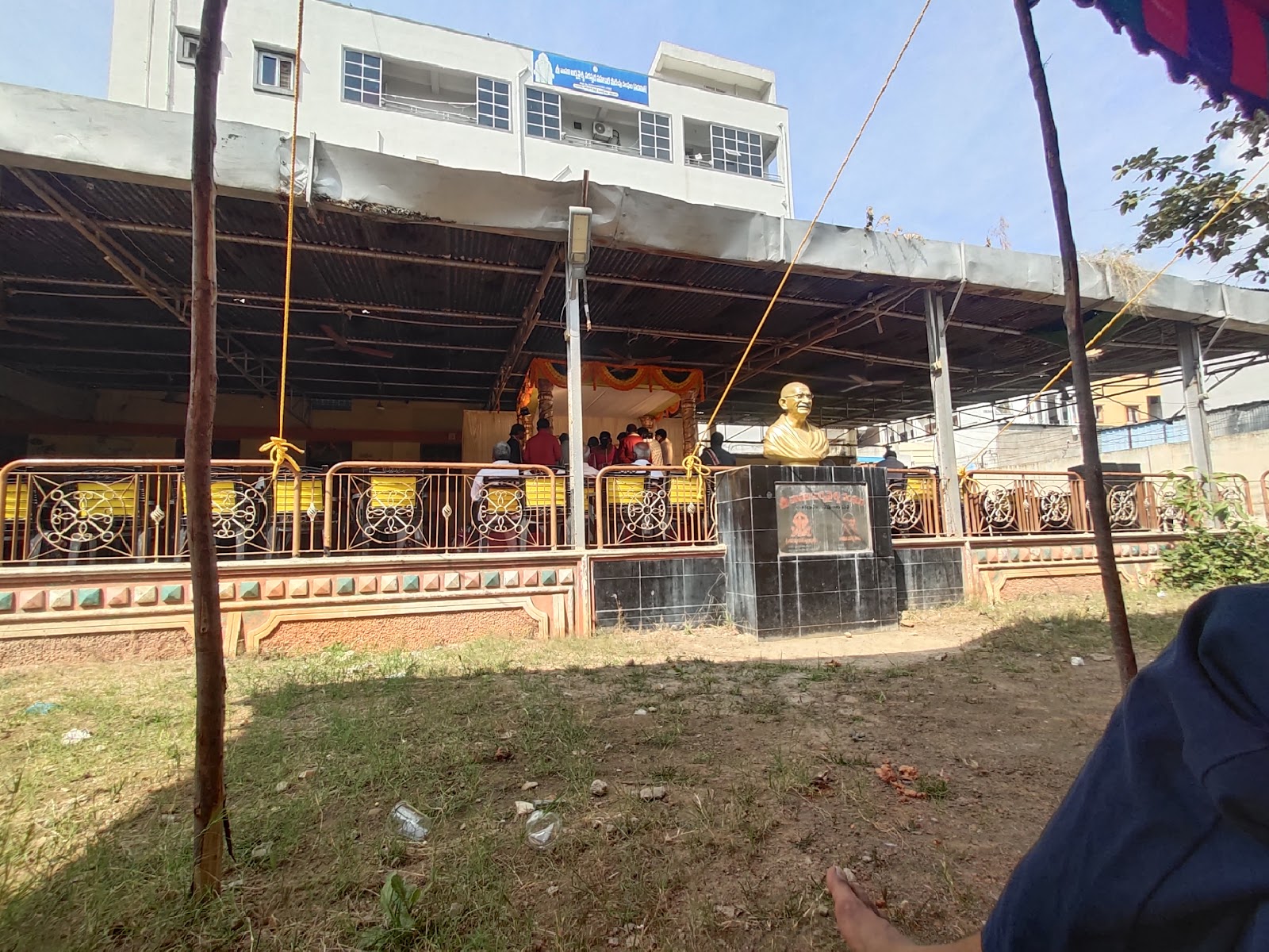 Sri Vasavi Arya Vysya Sangam Function Hall — Banquet Hall in Sivarampalli, Hyderabad (on-site parking, in-house decoration, DJ permitted, bar service available) — photo 2