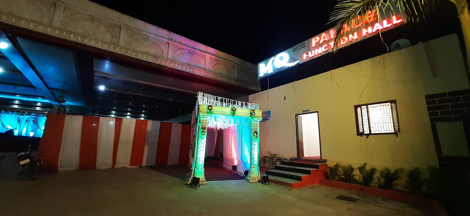 Mq Palace Function Hall — Banquet Hall in Rajendra Nagar, Hyderabad (on-site parking, in-house decoration, bar service available, 950–1450 guest capacity) — photo 2