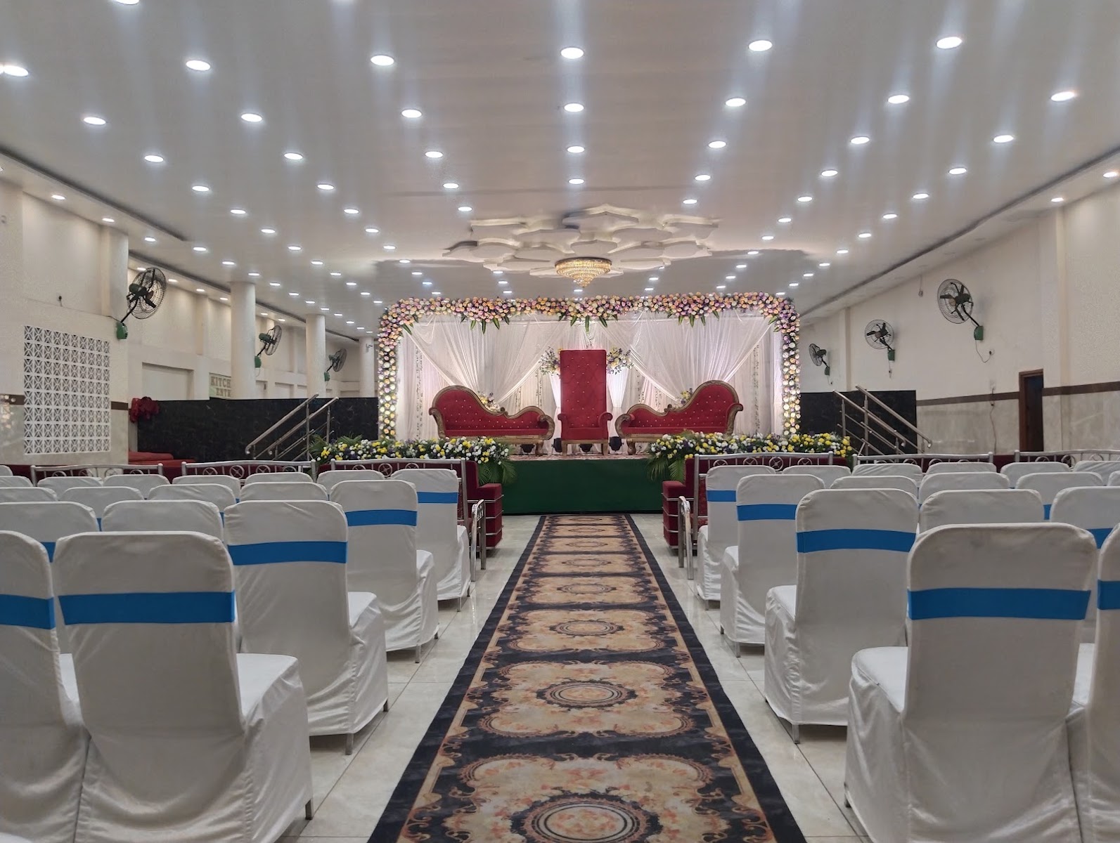Khushi Function Hall · Rajendra Nagar — Banquet Hall in Rajendra Nagar, Hyderabad (on-site parking, in-house decoration, bar service available, 200–300 guest capacity) — photo 3