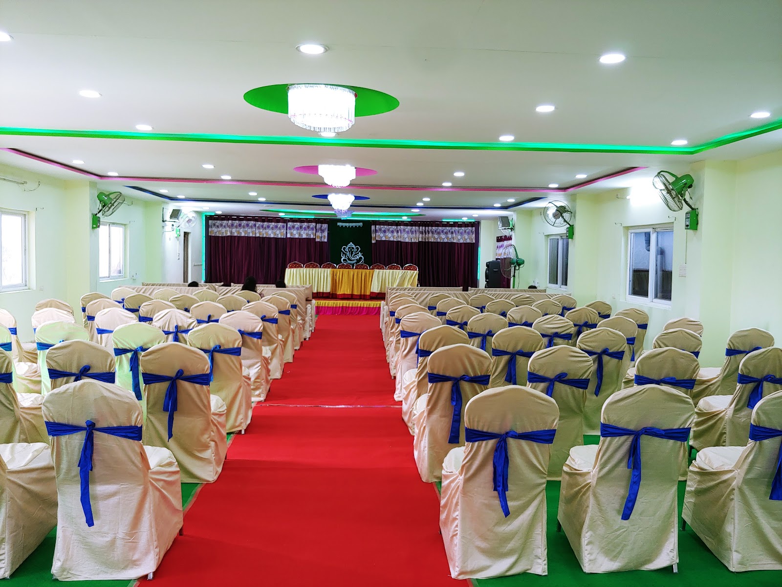 Sri Durga Shankar Kalyana Mandapam — Banquet Hall in Patancheru, Hyderabad (on-site parking, in-house decoration, bar service available, 1000–1500 guest capacity) — photo 2