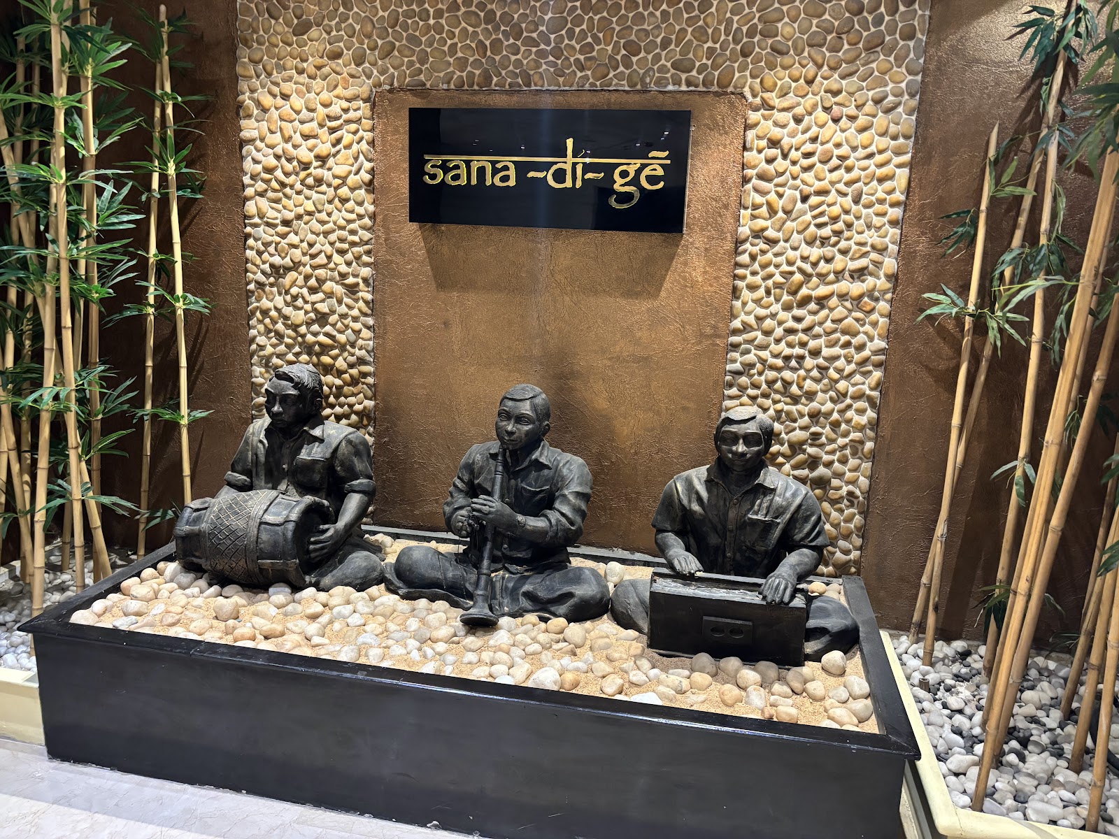 Sanadige Bengaluru — Banquet Hall in Race Course Road, Bangalore (on-site parking, in-house decoration, DJ permitted, bar service available) — photo 4