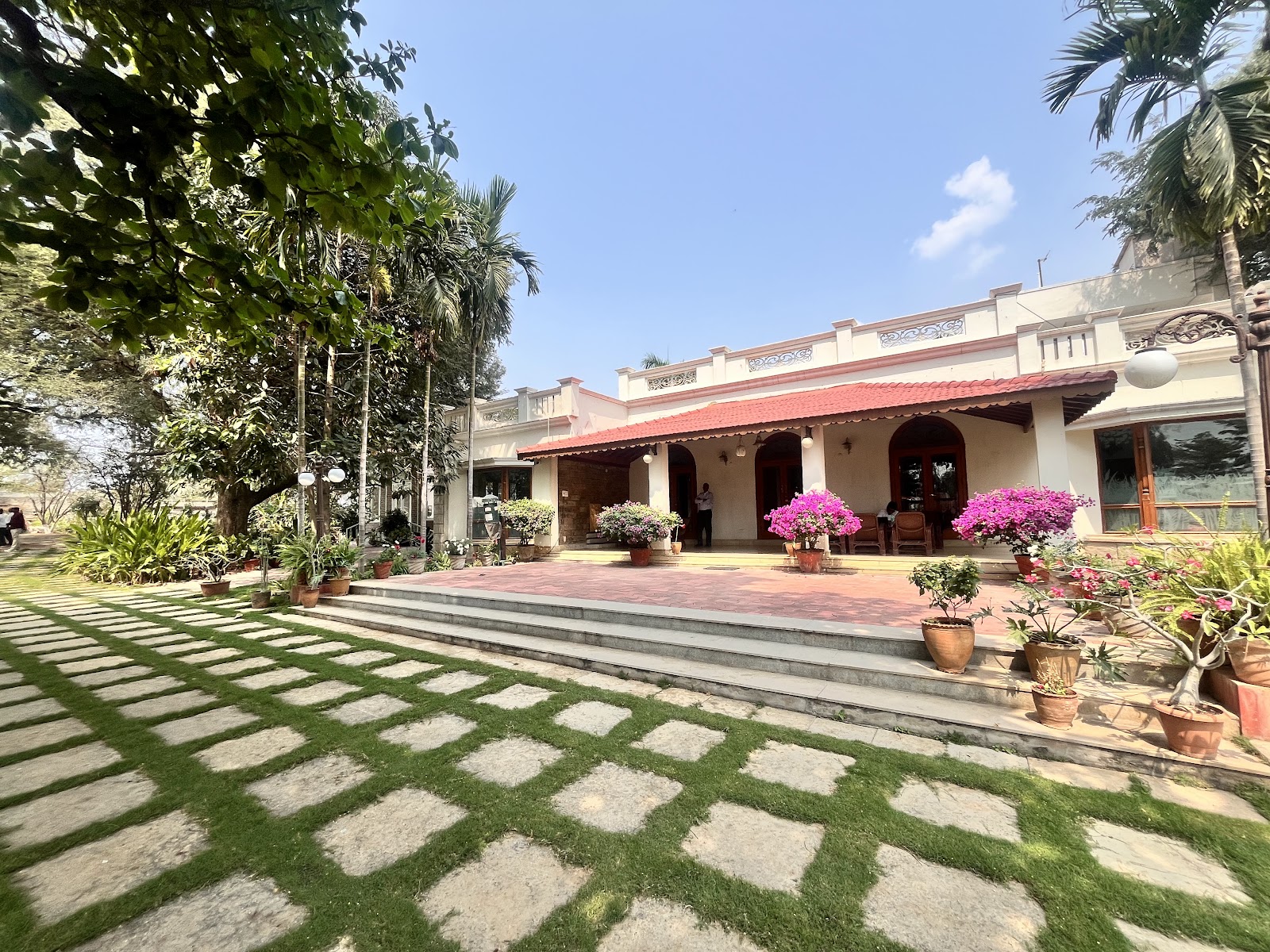 Ayurvan Waterside — Banquet Hall in Gandipet, Hyderabad (on-site parking, in-house decoration, bar service available, 200–300 guest capacity)