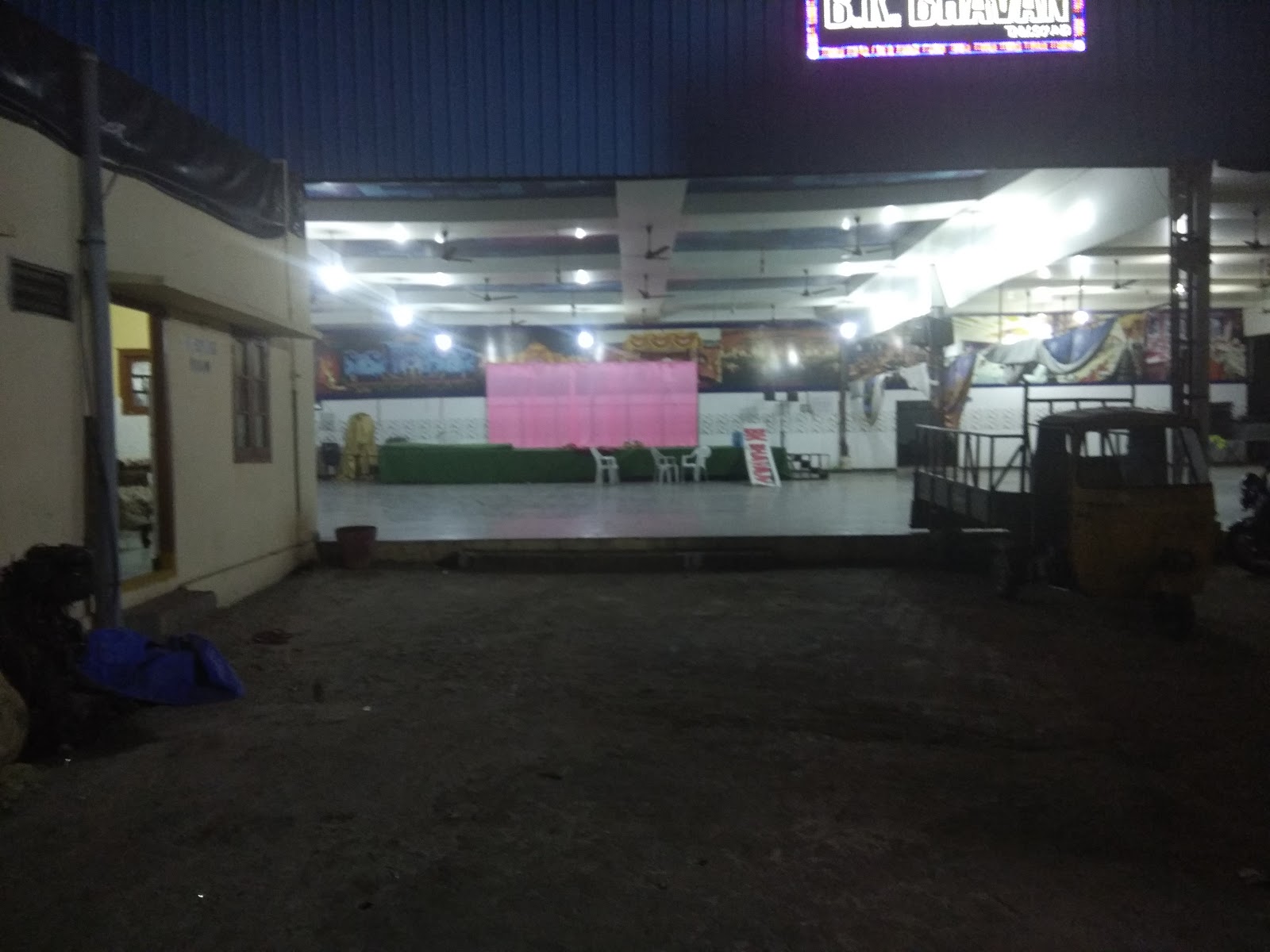 Bk Bhavan — Banquet Hall in Karwan, Hyderabad (on-site parking, in-house decoration, bar service available, 300–450 guest capacity) — photo 2