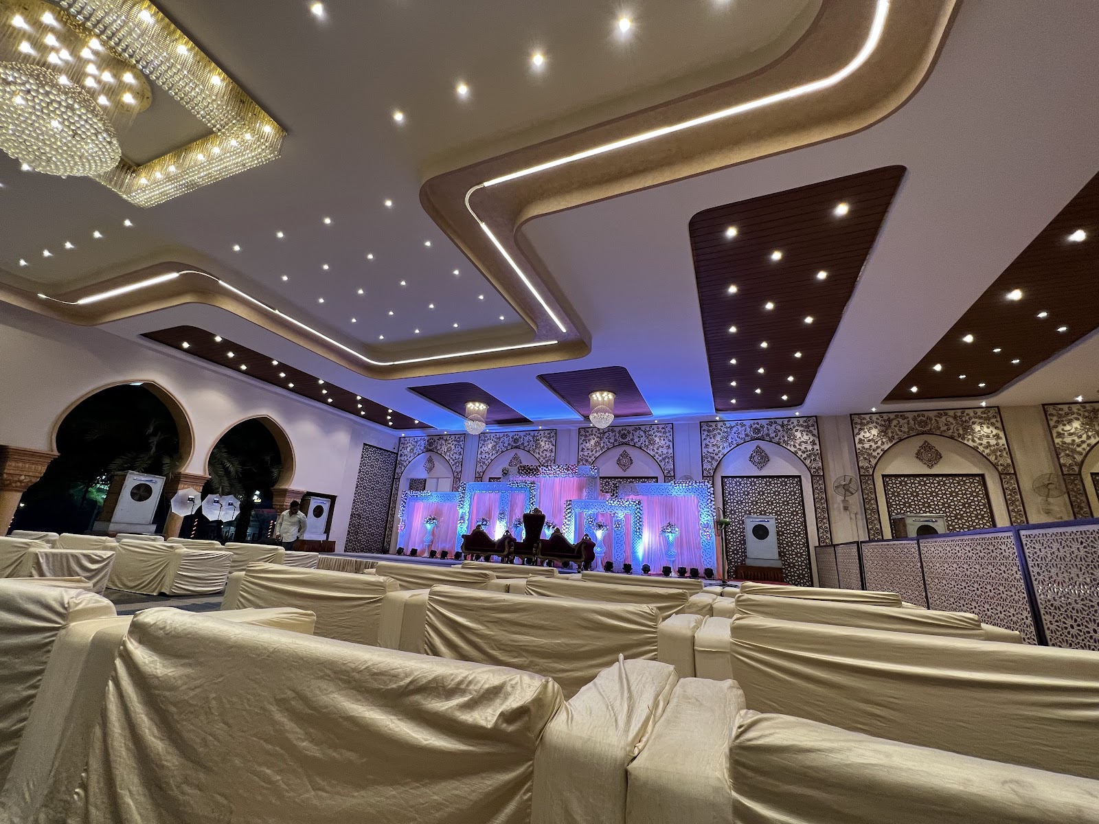 King's Classic Garden — Banquet Hall in Hyderabad (on-site parking, in-house decoration, DJ permitted, bar service available)