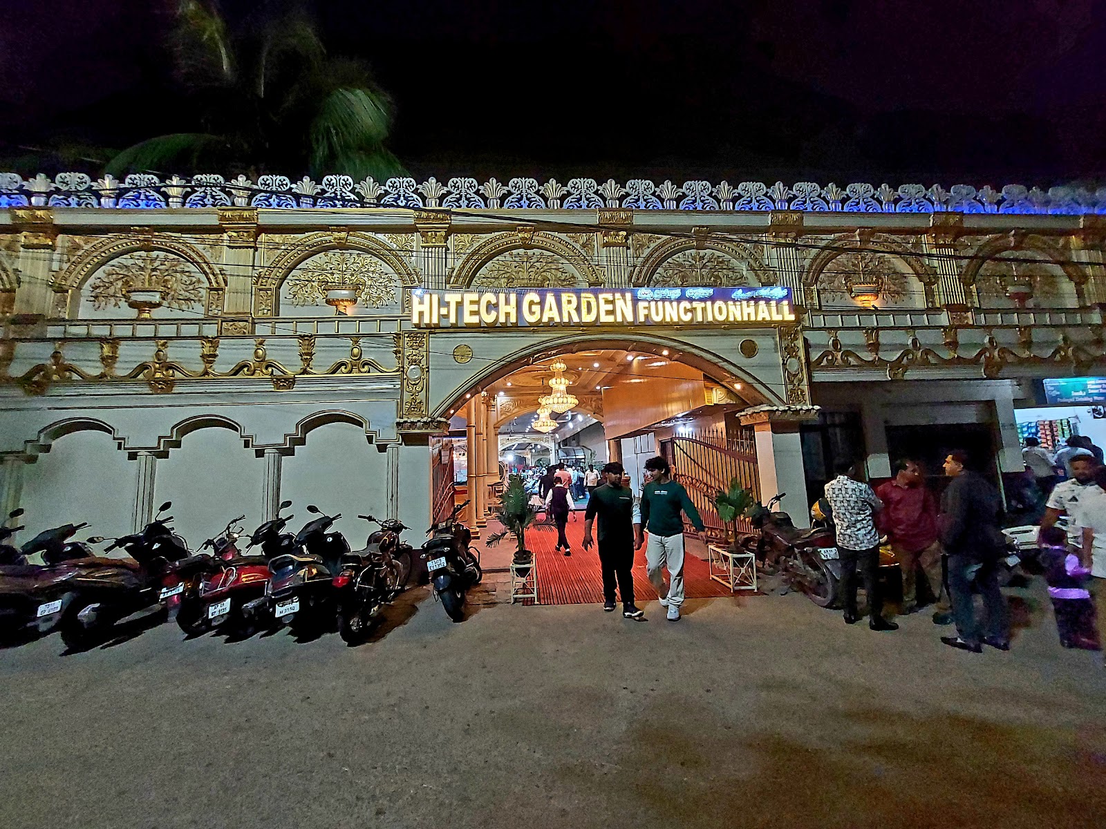 Hi-tech Garden Function Hall — Banquet Hall in Malakpet, Hyderabad (on-site parking, in-house decoration, bar service available, 1500–2250 guest capacity) — photo 3