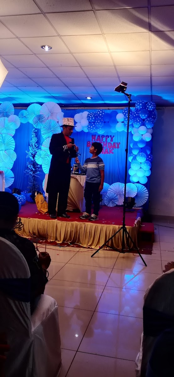 Family World — Banquet Hall in Begumpet, Hyderabad (on-site parking, in-house decoration, bar service available, 800–1300 guest capacity) — photo 4