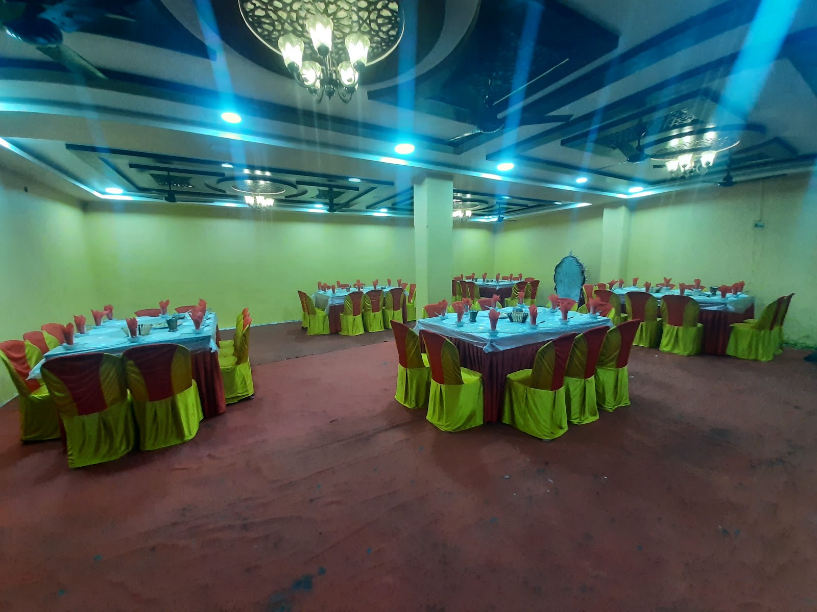 Yaseen Function Hall — Banquet Hall in Falaknuma, Hyderabad (on-site parking, in-house decoration, bar service available, 300–350 guest capacity) — photo 3