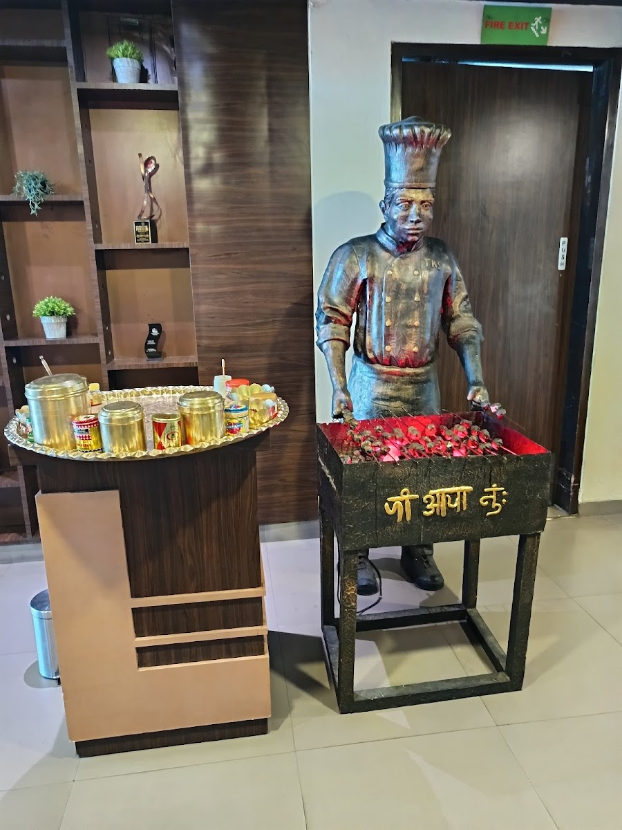 The Kabab Studio — Banquet Hall in Gandhi Nagar, Bangalore (on-site parking, in-house decoration, DJ permitted, bar service available) — photo 4