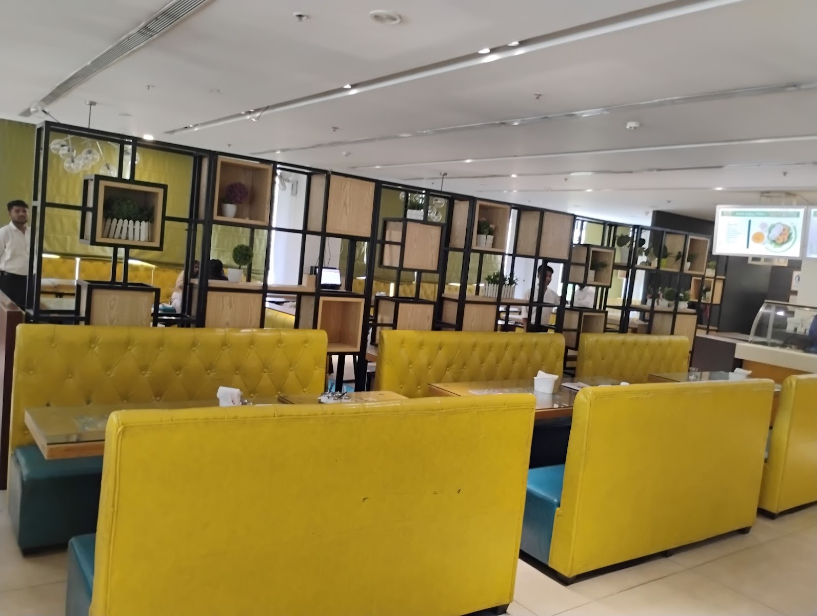 Himalaya Restaurant And Banquet Hall — Banquet Hall in Kothapet, Hyderabad (on-site parking, in-house decoration, outside catering allowed, bar service available) — photo 4