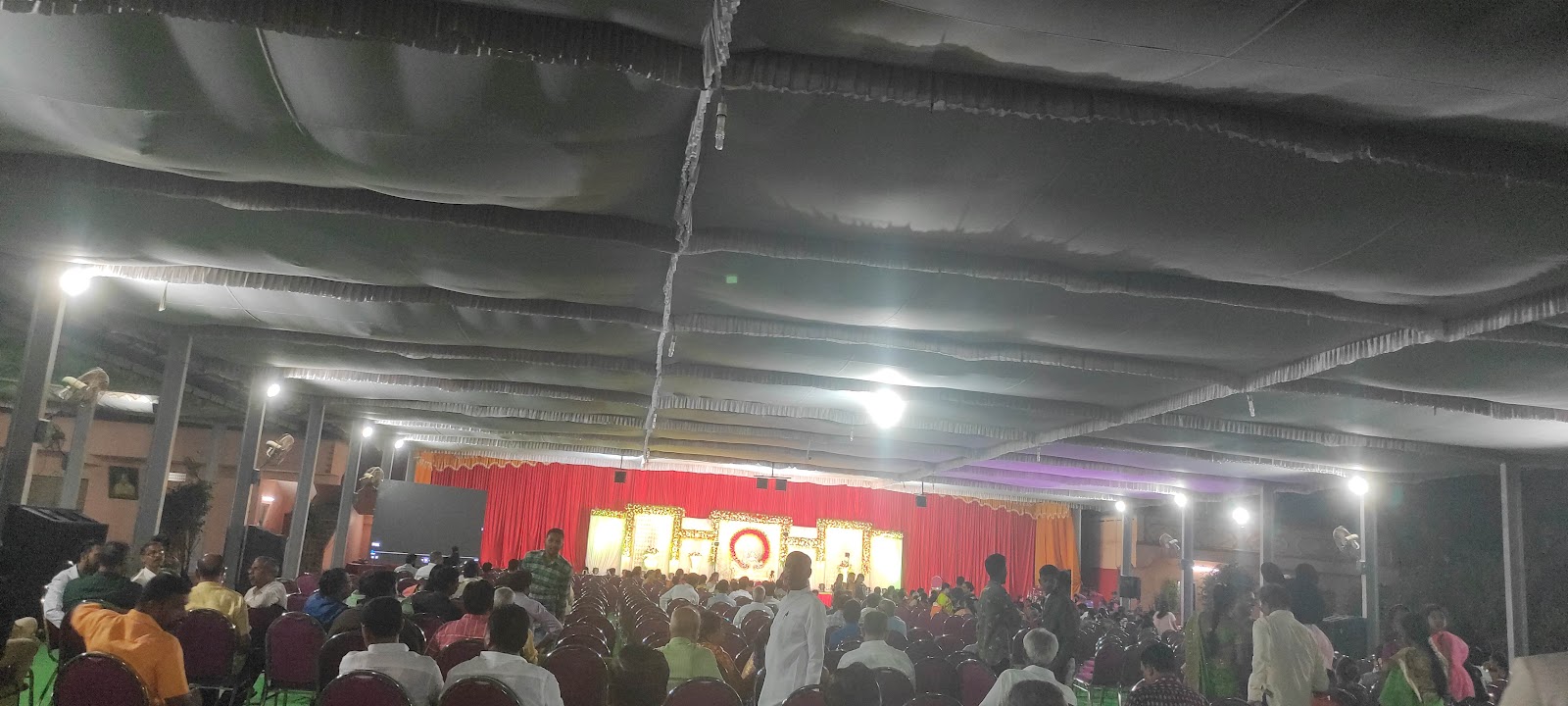 Mogulla Venkat Reddy Function Hall — Banquet Hall in Shamirpet, Hyderabad (on-site parking, in-house decoration, bar service available, 3000–4000 guest capacity) — photo 2
