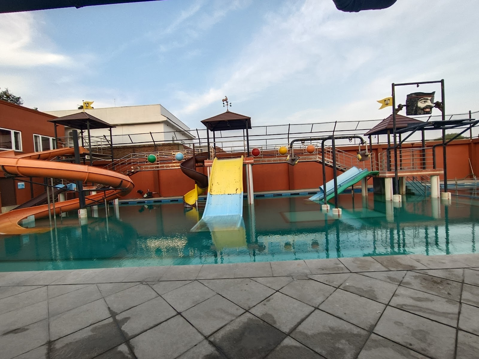 Aalankrita Resort And Convention — Resort in Shamirpet, Hyderabad (on-site parking, in-house decoration, bar service available, 350–550 guest capacity) — photo 3