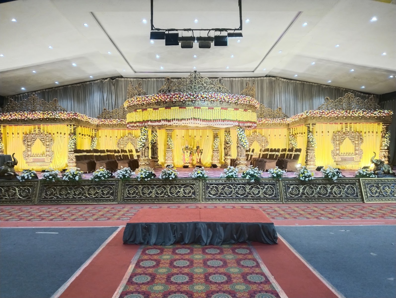 Nimmala Convention A/c — Banquet Hall in Kompally, Hyderabad (on-site parking, in-house decoration, DJ permitted, bar service available) — photo 3