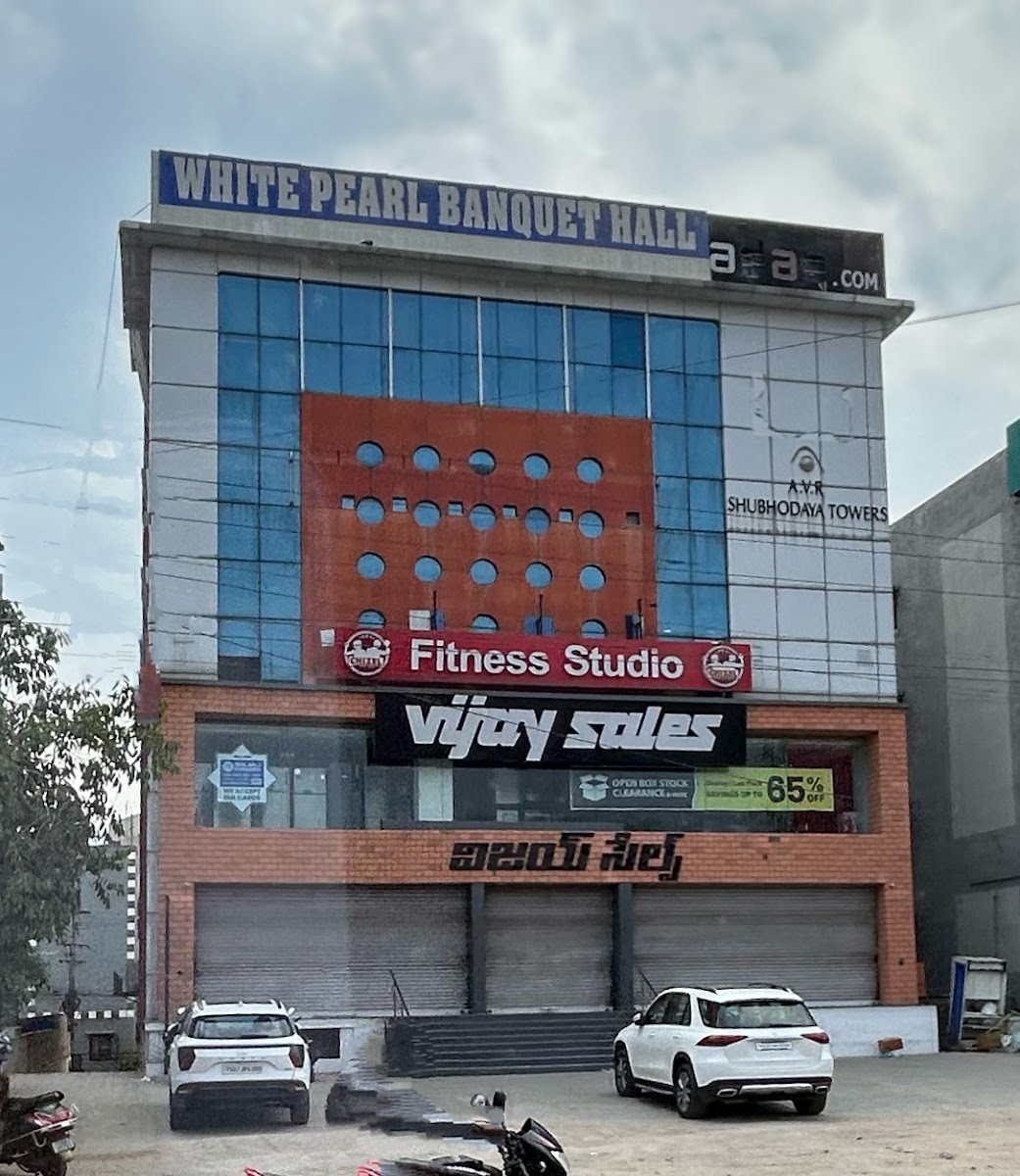 White Pearl Banquet Hall — Banquet Hall in Hyderabad (on-site parking, in-house decoration, bar service available, 200–300 guest capacity)