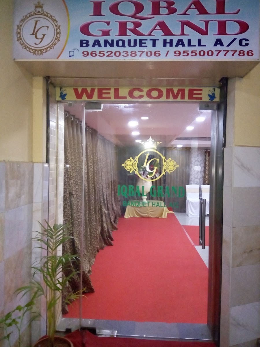 Iqbal Grand Banquet Hall — Banquet Hall in Hyderabad (on-site parking, in-house decoration, bar service available, 150–250 guest capacity)