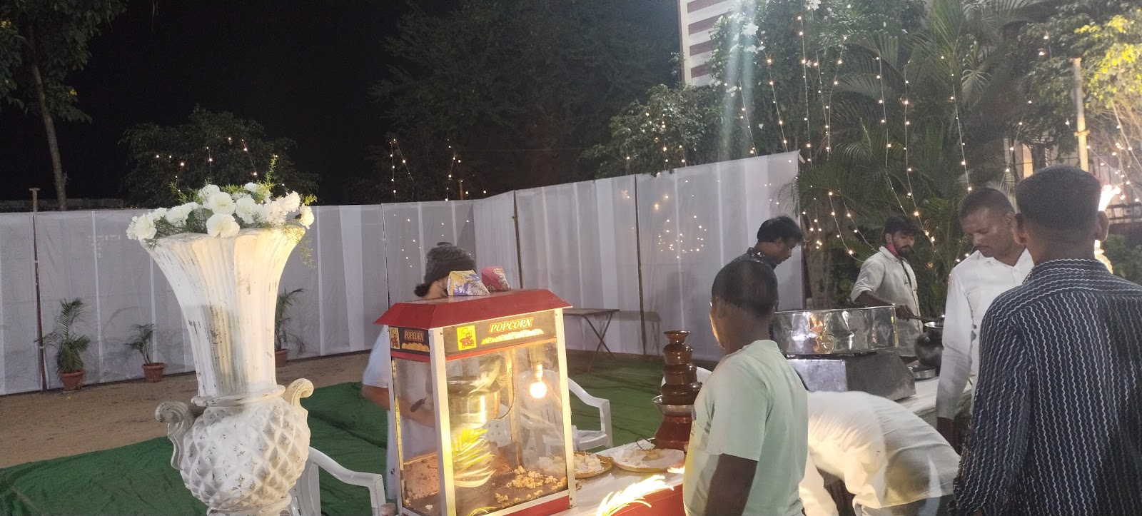 Royal Garden Function Hall · Sangareddy — Banquet Hall in Sangareddy, Hyderabad (on-site parking, in-house decoration, bar service available, 650–1000 guest capacity) — photo 3