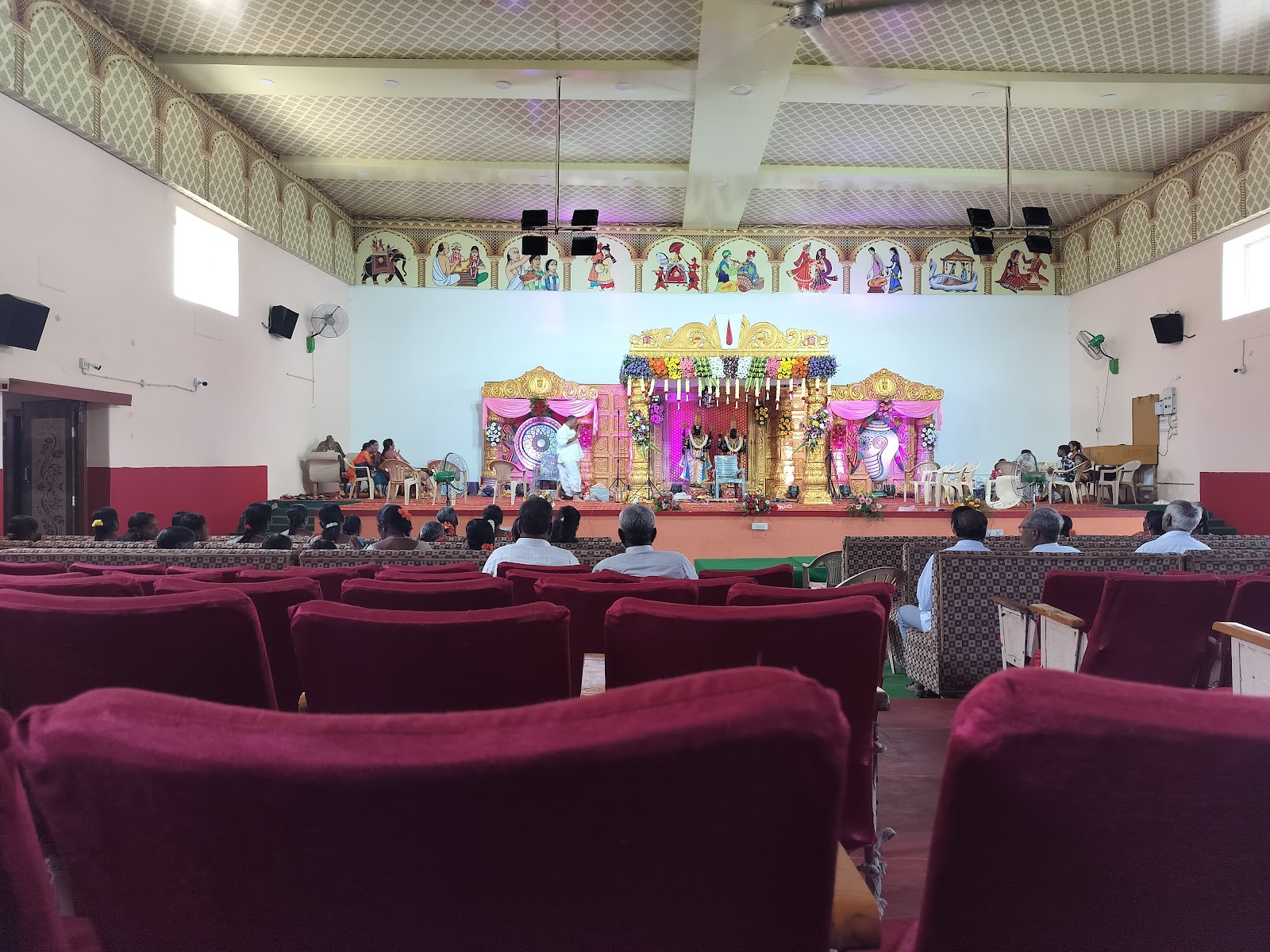 Ymr Gardens And Function Hall — Banquet Hall in Hyderabad (on-site parking, in-house decoration, bar service available, 750–1150 guest capacity)