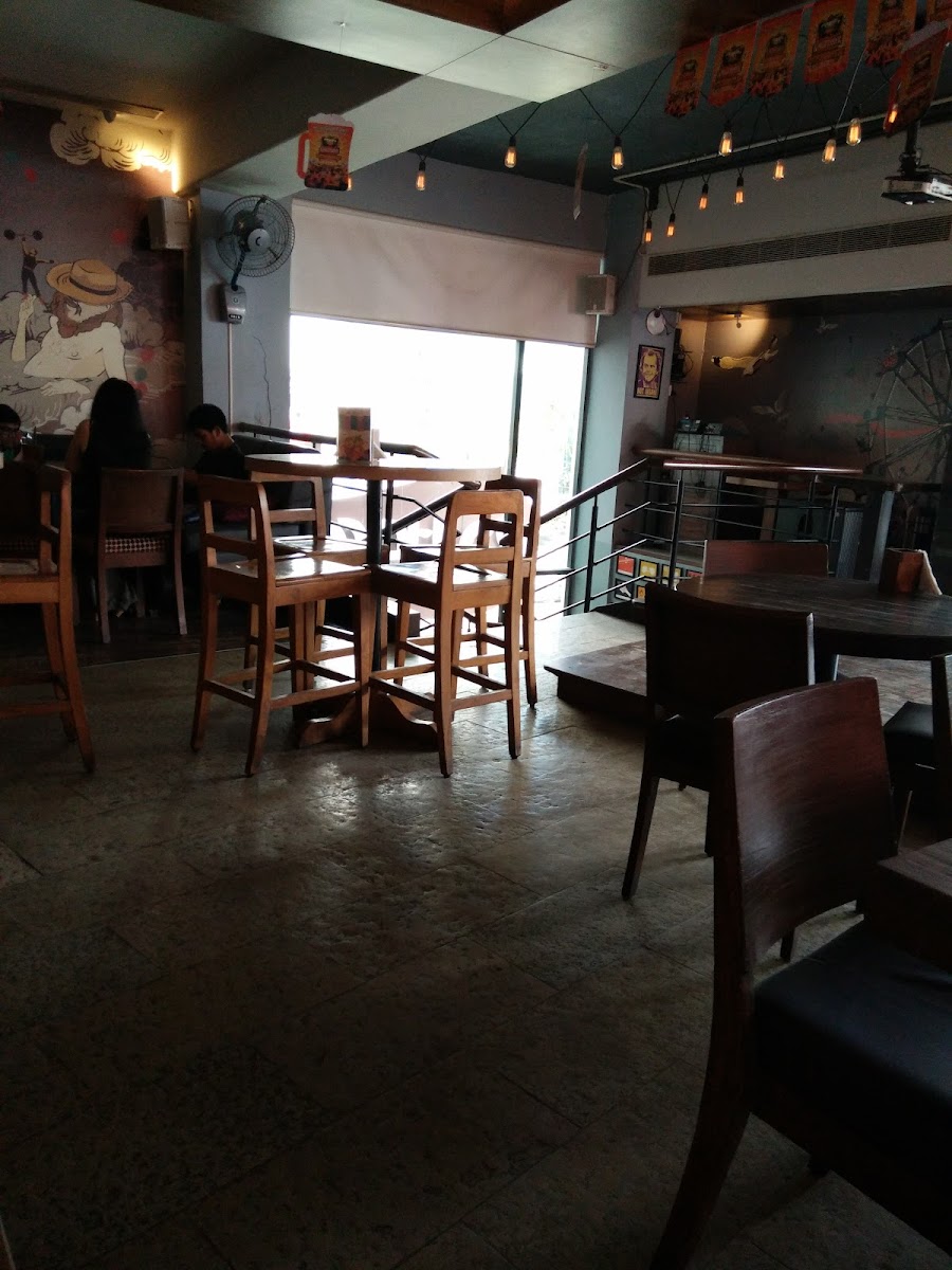 Easy Tiger — Banquet Hall in Brigade Road, Bangalore (on-site parking, in-house decoration, DJ permitted, bar service available) — photo 3