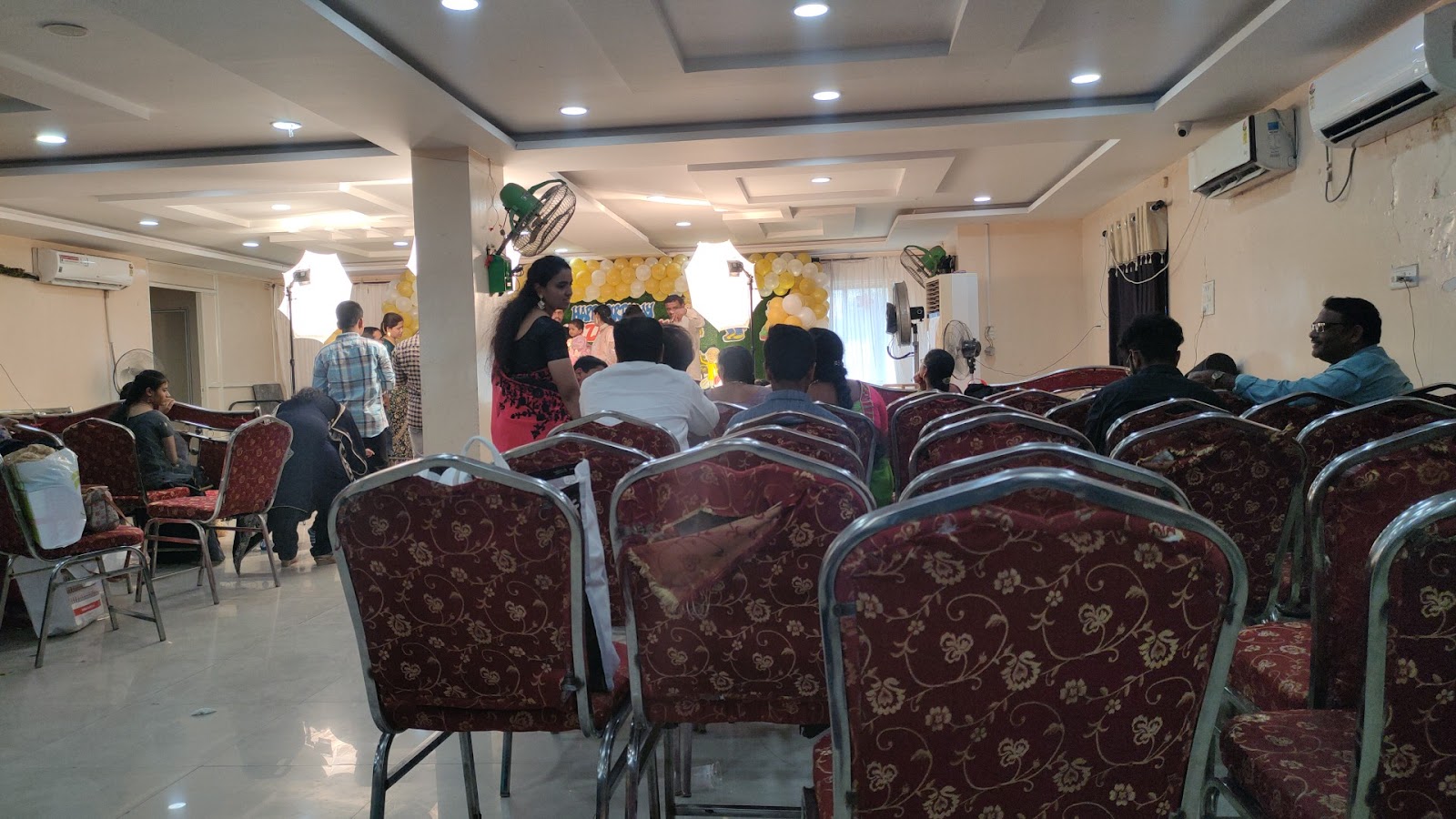 Sri Shubhakarya Banquet Hall — Banquet Hall in Hyderabad (on-site parking, in-house decoration, bar service available, 150–250 guest capacity)