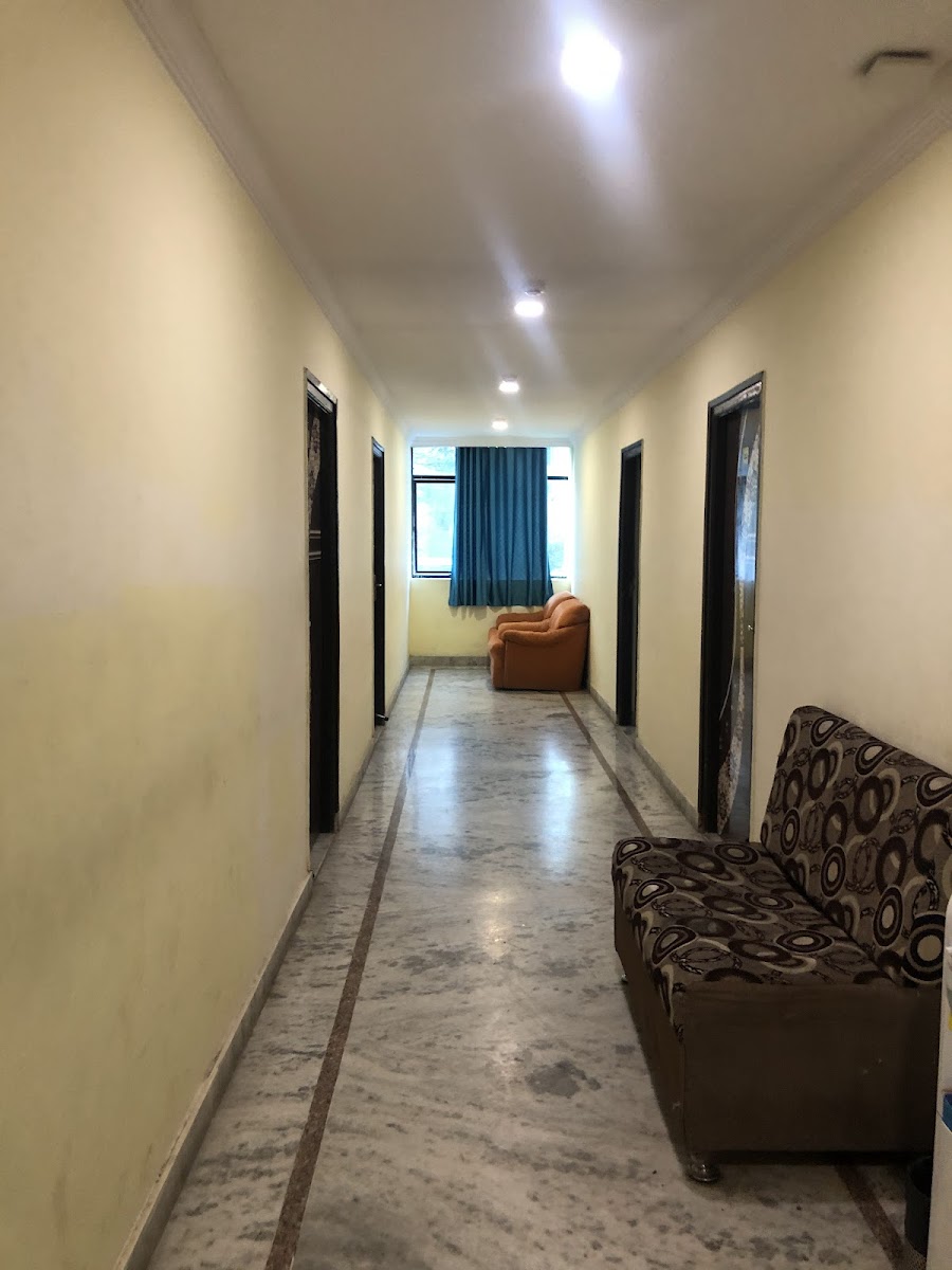 Goldhorn Banquet Hall — Banquet Hall in Mehdipatnam, Hyderabad (on-site parking, in-house decoration, bar service available, 200–300 guest capacity) — photo 3