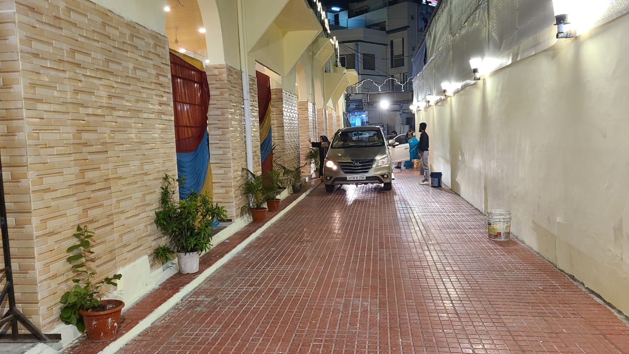 S.k. Garden Function Hall · LB Nagar — Banquet Hall in LB Nagar, Hyderabad (on-site parking, in-house decoration, bar service available, 750–1150 guest capacity) — photo 2