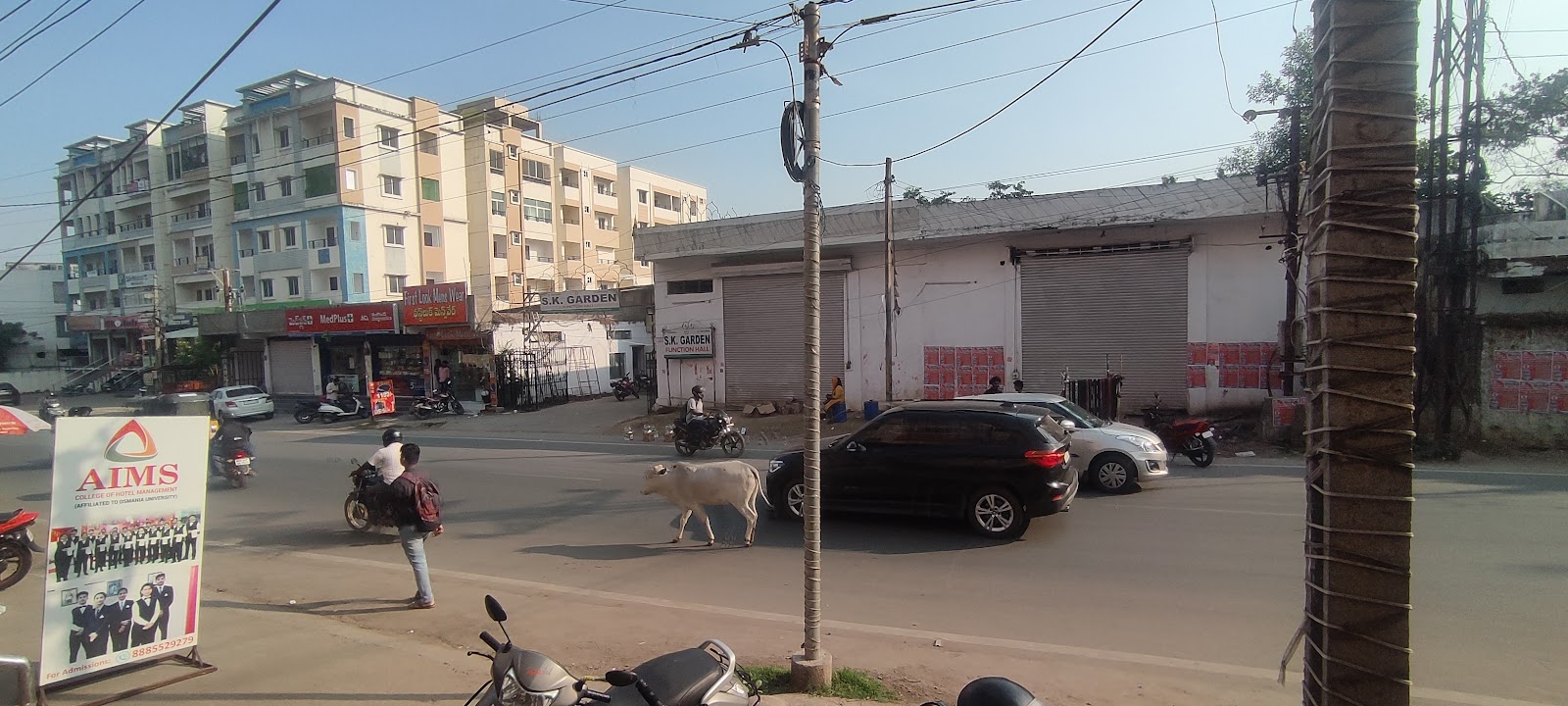 S.k. Garden Function Hall · LB Nagar — Banquet Hall in LB Nagar, Hyderabad (on-site parking, in-house decoration, bar service available, 750–1150 guest capacity) — photo 4