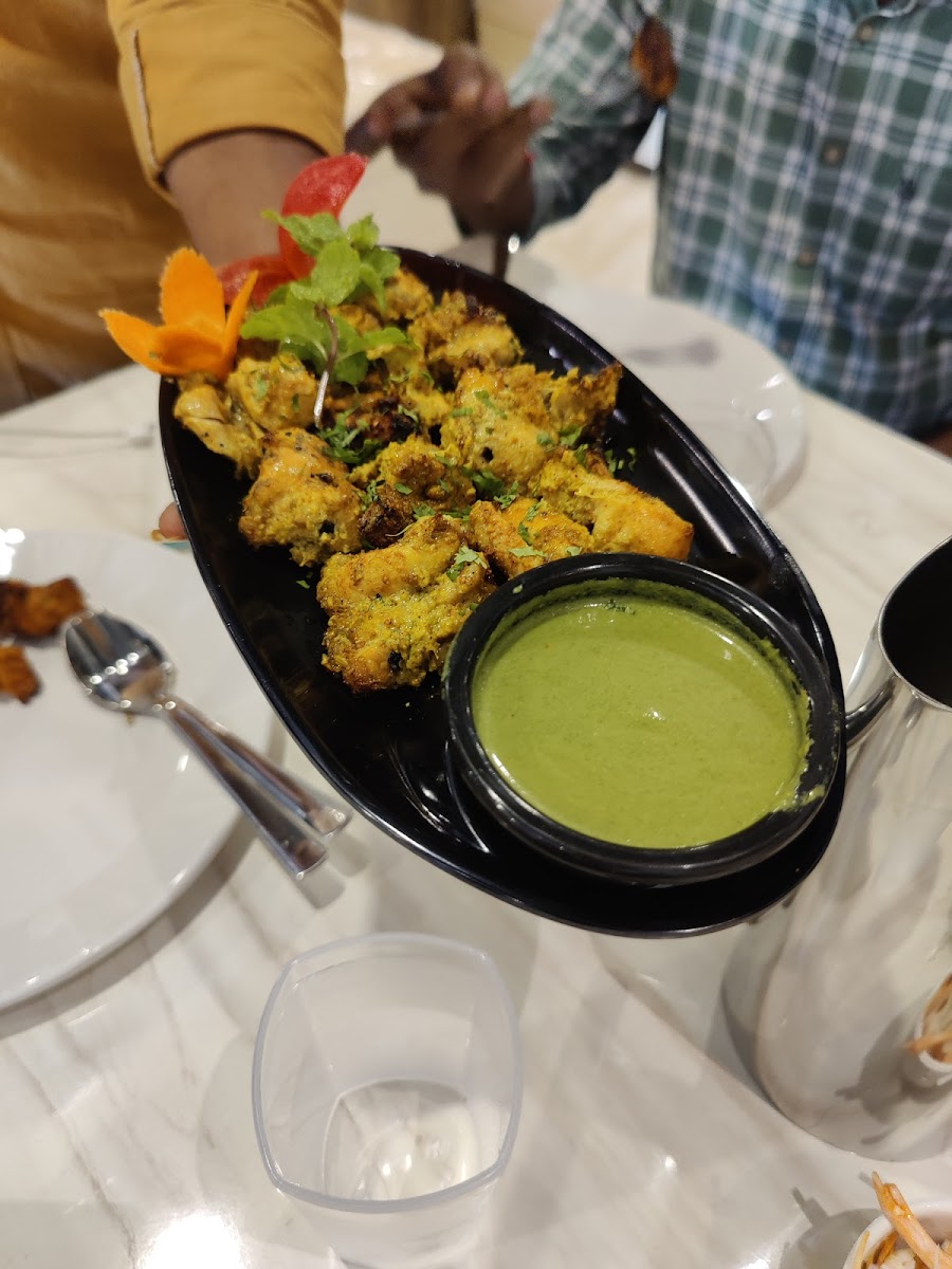 Hotel Sreerastu — Banquet Hall in LB Nagar, Hyderabad (on-site parking, in-house decoration, outside catering allowed, bar service available) — photo 2