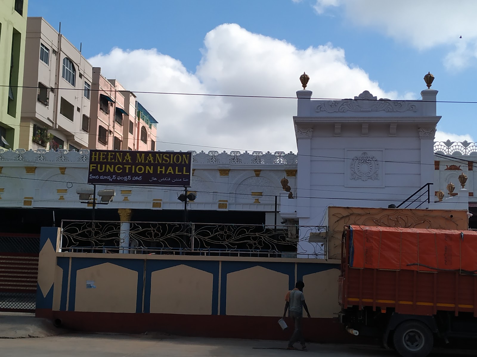 Darul Aman Function Hall — Banquet Hall in Mehdipatnam, Hyderabad (on-site parking, in-house decoration, DJ permitted, bar service available) — photo 2