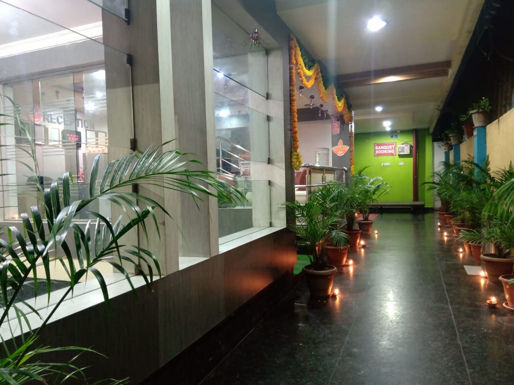 Hotel S.y.n Residency — Banquet Hall in LB Nagar, Hyderabad (on-site parking, in-house decoration, outside catering allowed, bar service available) — photo 3