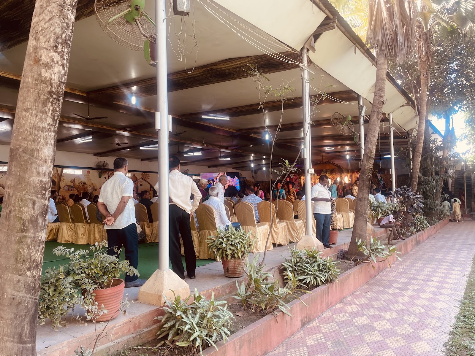 Himagiri Gardens Function Hall — Banquet Hall in LB Nagar, Hyderabad (on-site parking, in-house decoration, bar service available, 750–1150 guest capacity) — photo 3