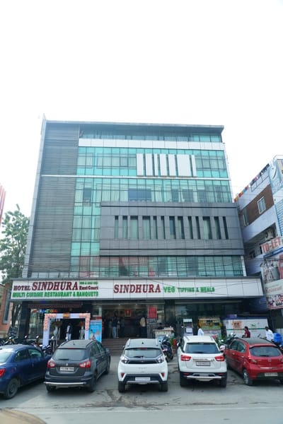 Hotel Sindhura Eastcourt — Banquet Hall in Karmanghat, Hyderabad (on-site parking, in-house decoration, bar service available, 350–550 guest capacity) — photo 3