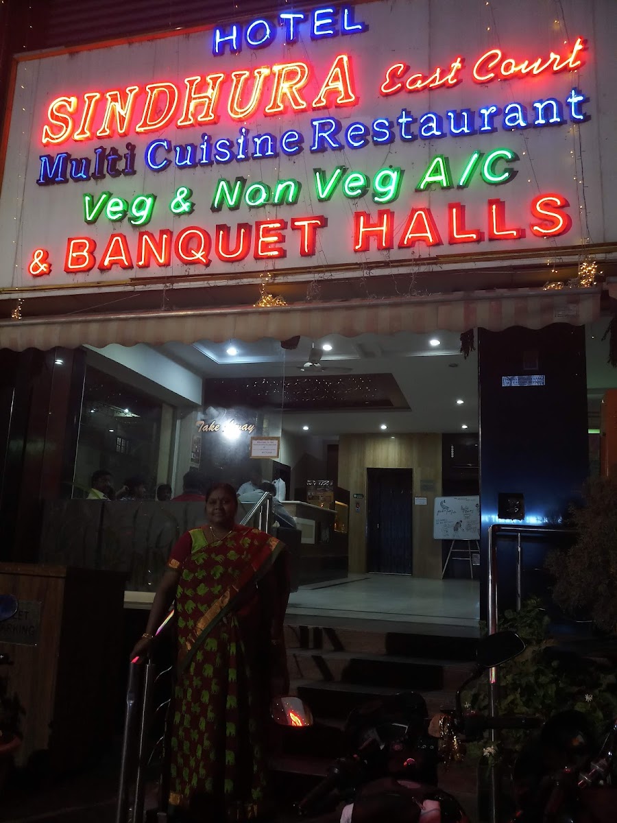 Hotel Sindhura Eastcourt — Banquet Hall in Karmanghat, Hyderabad (on-site parking, in-house decoration, bar service available, 350–550 guest capacity) — photo 4
