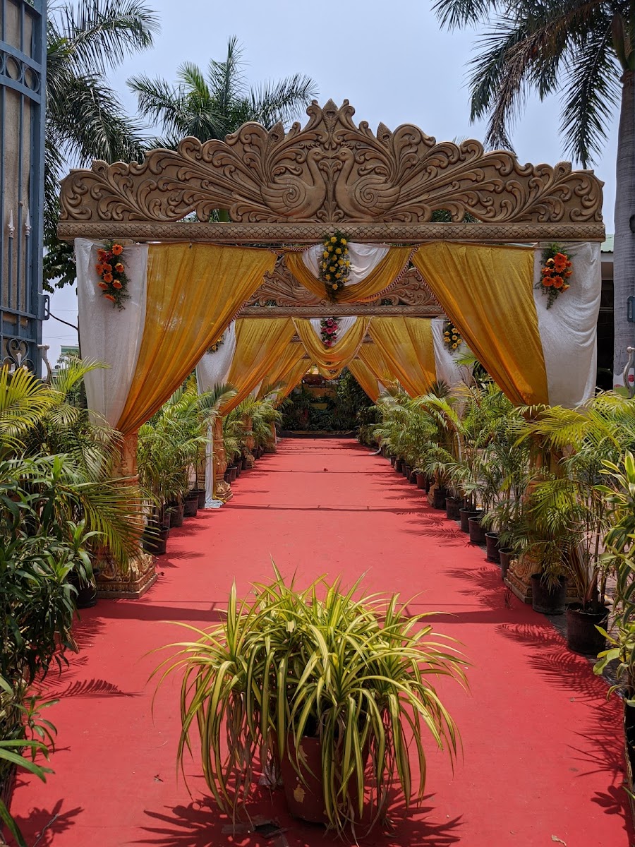 Sri Sumangali Gardens — Banquet Hall in Karmanghat, Hyderabad (on-site parking, in-house decoration, bar service available, 800–1200 guest capacity) — photo 4