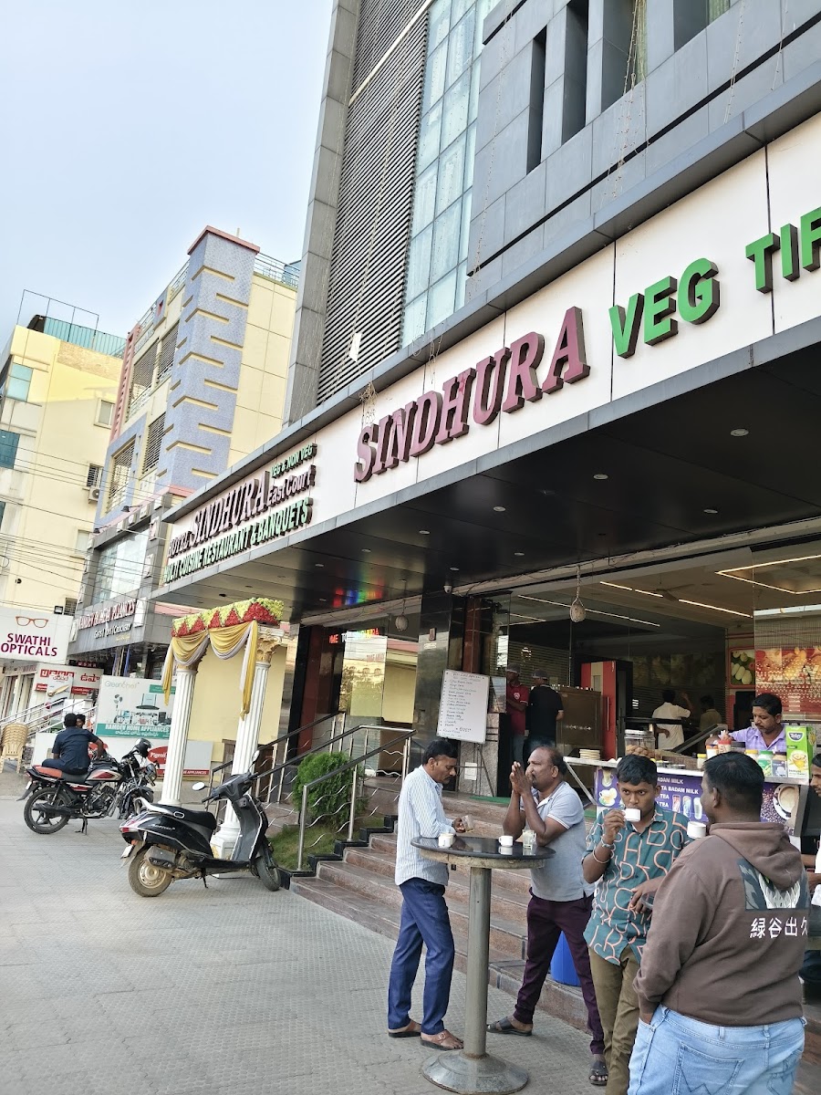 Sindhura Banquet Hall — Banquet Hall in Karmanghat, Hyderabad (on-site parking, in-house decoration, outside catering allowed, bar service available) — photo 4