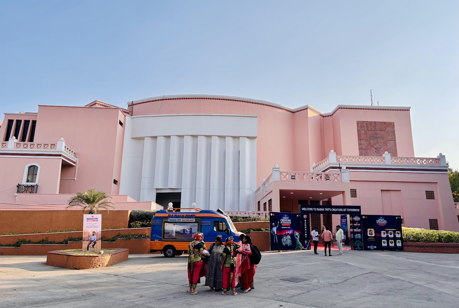 Shilpakala Vedika — Banquet Hall in Madhapur, Hyderabad (on-site parking, in-house decoration, bar service available, 4.0★ rated) — photo 3