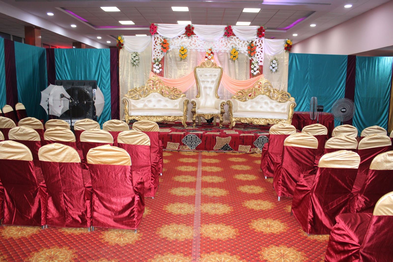 Sara Convention Banquet Hall — Banquet Hall in Toli Chowki, Hyderabad (on-site parking, in-house decoration, bar service available, 200–300 guest capacity)