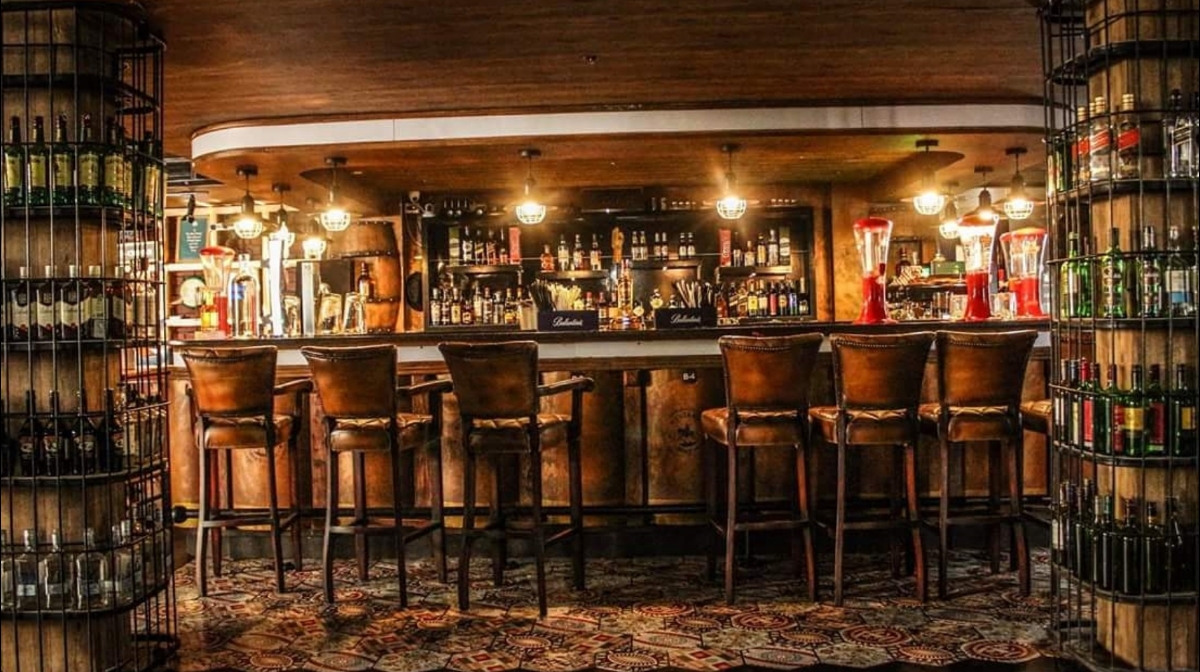 Mustang Terrace Lounge — Pub/Bar in Gachibowli, Hyderabad (on-site parking, in-house decoration, DJ permitted, bar service available)