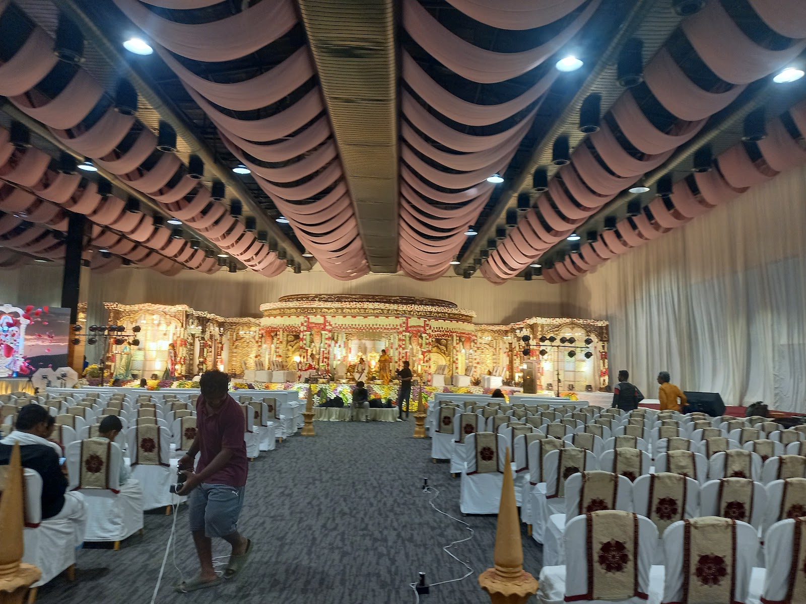 Sr Classic Convention — Banquet Hall in Shamshabad, Hyderabad (on-site parking, in-house decoration, DJ permitted, bar service available) — photo 2