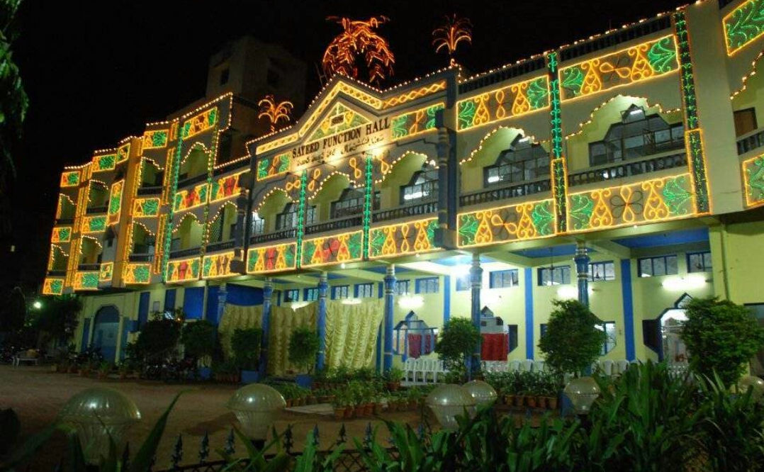 Sayeed Function Hall — Banquet Hall in Chandrayangutta, Hyderabad (on-site parking, in-house decoration, bar service available, 400–600 guest capacity)