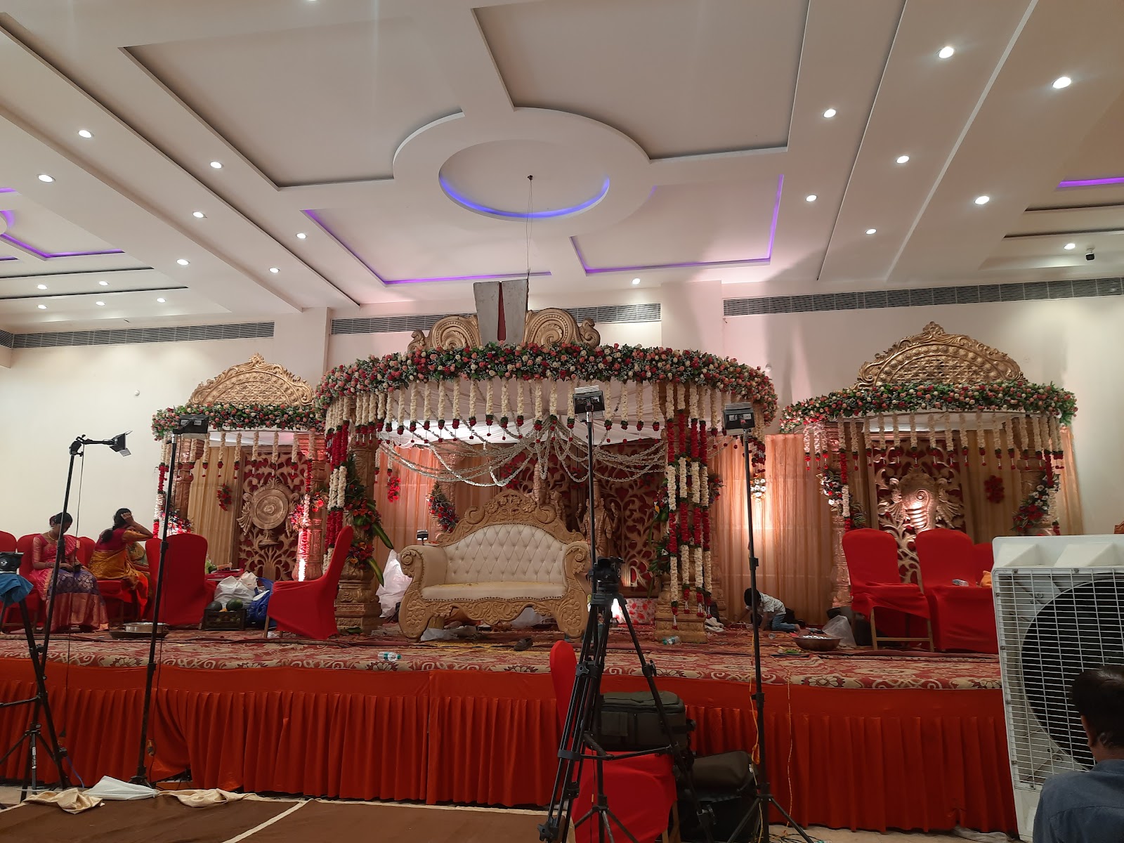 The G-max Convention A/c — Banquet Hall in Chandrayangutta, Hyderabad (on-site parking, in-house decoration, DJ permitted, bar service available) — photo 2