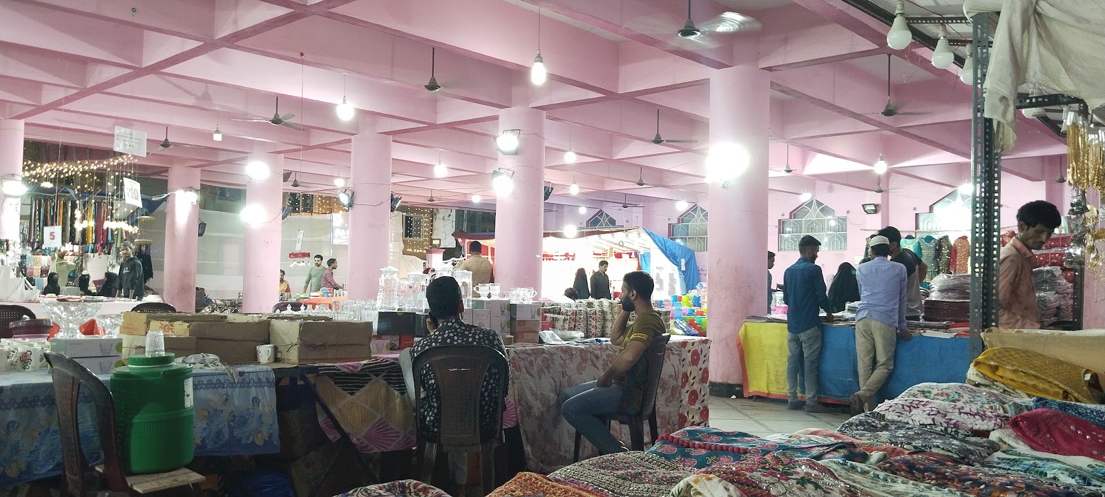 Ar Garden Function Hall — Banquet Hall in Chandrayangutta, Hyderabad (on-site parking, in-house decoration, bar service available, 180–300 guest capacity) — photo 4